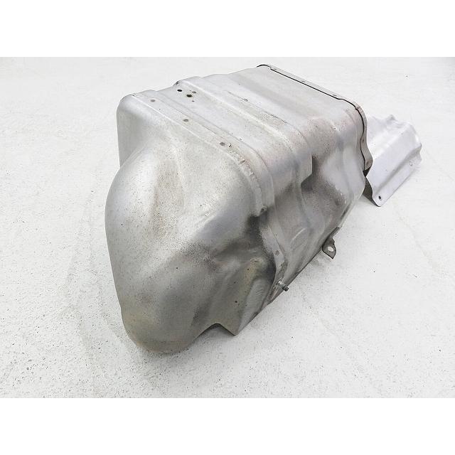 サンバートラック EBD-TT2 H22年 最後期 マフラー 遮熱板 : 部品のもり