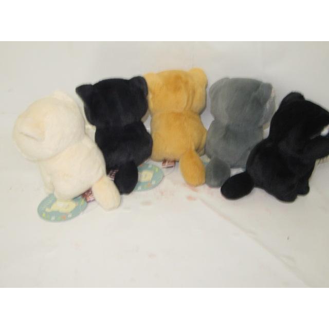 ねこのぬいぐるみ 内藤デザイン もちゃぼんぼん : ぬいぐるみのくま