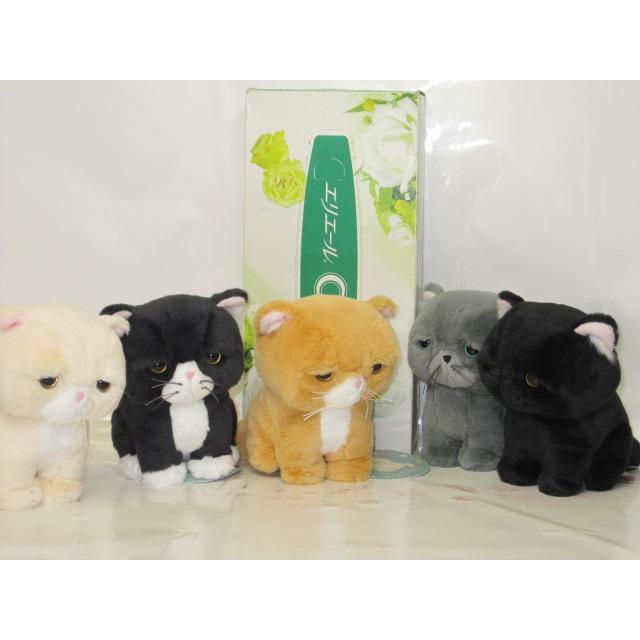 ねこのぬいぐるみ 内藤デザイン もちゃぼんぼん : ぬいぐるみのくま