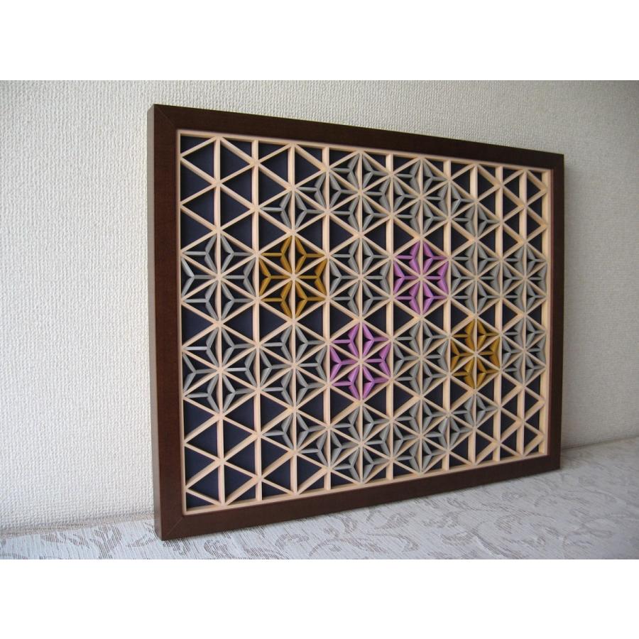 組子細工アートパネル　木製 幾何学模様 インテリア装飾 Amazon.co.jp: くみこスタジオ 和風アートパネル 組子色彩葉