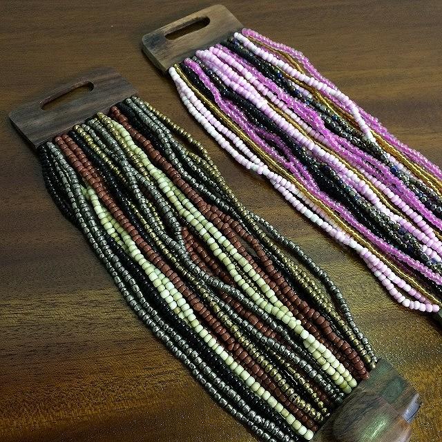 エスニックカラー木製ビーズブレスレット　リゾート風アクセサリー メール便対応可 ビーズブレスレット 28連 ウッドビーズ 2色 アジアン