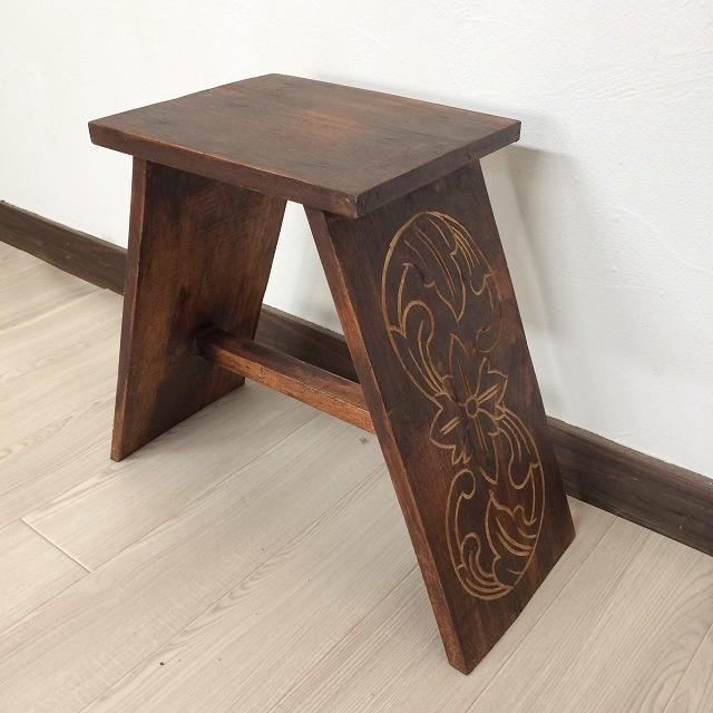アルベシア材 彫刻入り チェア 木製 スツール イス 椅子 バリ アジアン