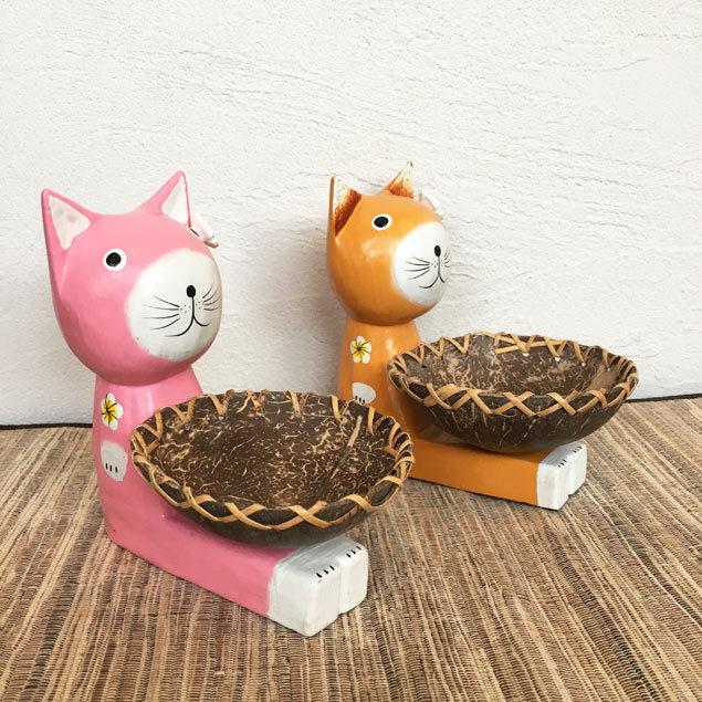 木彫り お皿持ちバリネコ 5色 ココナッツ 小物入れ 猫雑貨 木彫りの