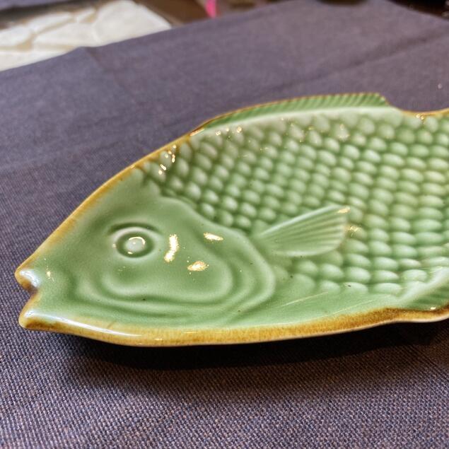 ジェンガラケラミック 皿 魚 プレート 小 白 深緑 正規品食器 高級