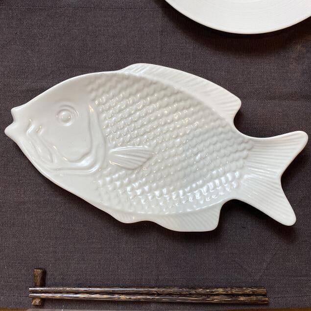 ジェンガラ 皿 魚デザイン プレート 白 正規品 食器 大皿 高級