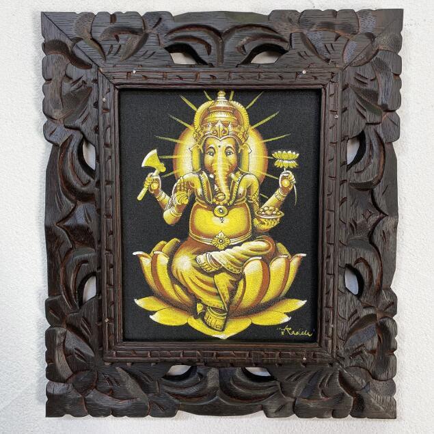 バリ絵画 神獣の絵 ガネーシャ 黄金色 額付 W33 H38cm バリアート アジアン フレーム 飾り 壁 装飾 1478 バリ雑貨 石像のクプクプ アジアン 通販 Yahoo ショッピング