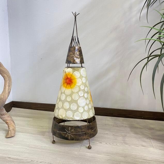 アイアンレジンとシェルの花柄ランプ コーン型 H80cm 2021年最新入荷 アジアンランプ フロアランプ 【あすつく】 インテリア スタンドランプ おしゃれ バリ