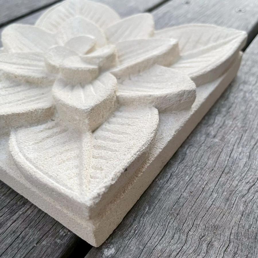 バリ島石材 ストーンレリーフ 15×15cm 厚み3cm 6タイプ フラワータイル