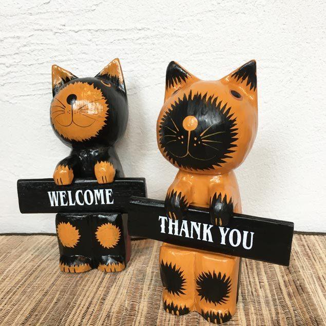 バリ雑貨 木彫り猫 2体セット バリ猫 オブジェ ウェルカムボード バリネコ ウェルカムサインボード 木製オブジェ 2色 ネコの置き物