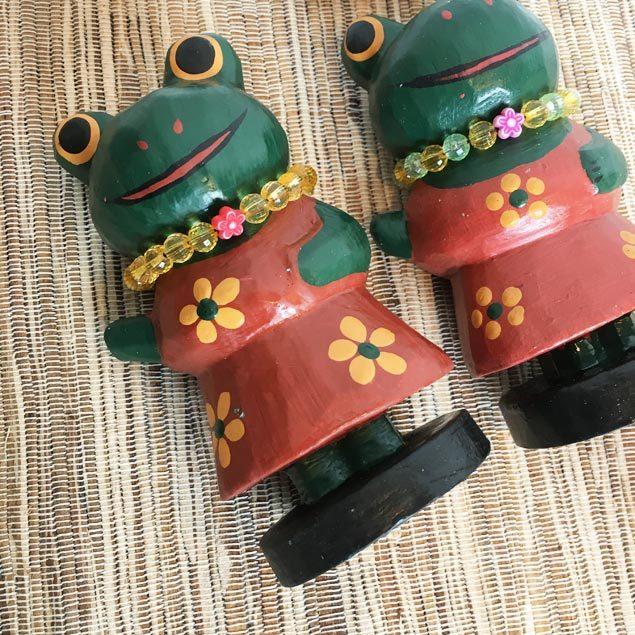 木彫り フラダンス バリカエル 木製オブジェ かわいい カエルの 木彫り フラダンス バリカエル 木製オブジェ かわいい カエルの