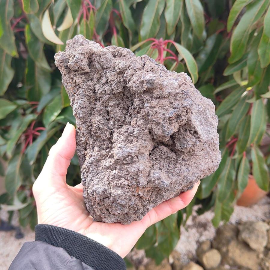 溶岩石 5kg 5キロ 黒 茶 ブラック ブラウン 庭石 敷石 ブロック 花壇