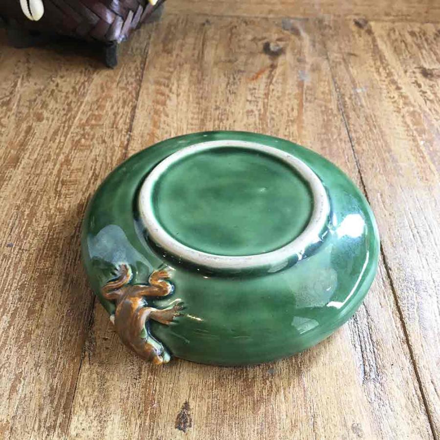 陶器製 灰皿 深緑色 漢字彫り タバナン焼き 灰皿 カエル 陶器 大 緑色 アシュトレイ 卓上灰皿