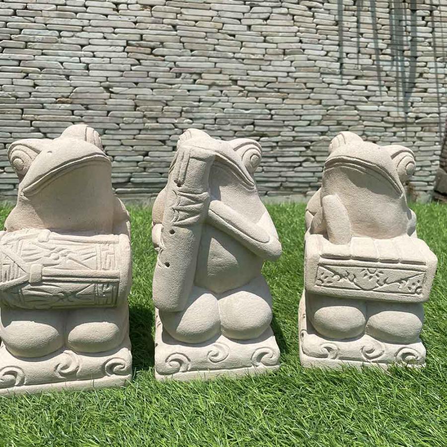 動物形の石彫刻（緑・オレンジ） 動物形の石彫刻（緑・オレンジ） 動物形の石彫刻（緑・オレンジ）