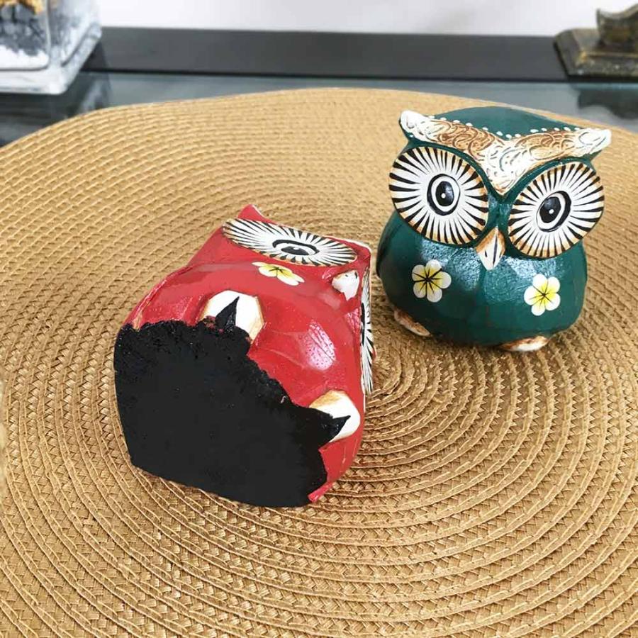 木彫り フクロウ 赤 レッド 緑 グリーン インテリア 置き物 木製