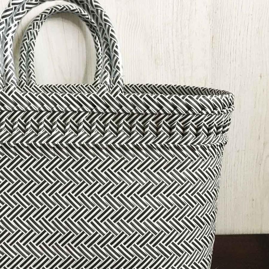 選べるチャーム パサールバッグ かごバッグ チャーム付き 2色