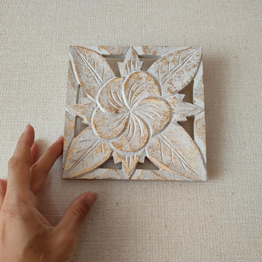 メール便対応可 木製レリーフ プルメリア 14.5cm角 ミニ MDF ウォール