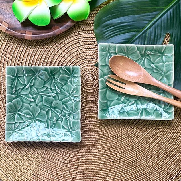 花びら型皿 白紫 青緑 色絵幸せ花繋ぎ 6寸・7寸皿（徳永遊心） フリーデザイン ｜ 北欧