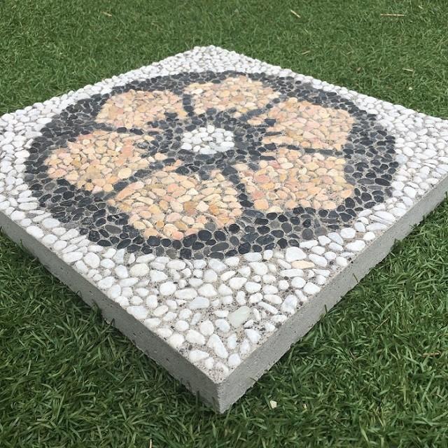 バリ島石材 洗い出しタイル Q 踏み石 飛び石 ステップストーン DIY