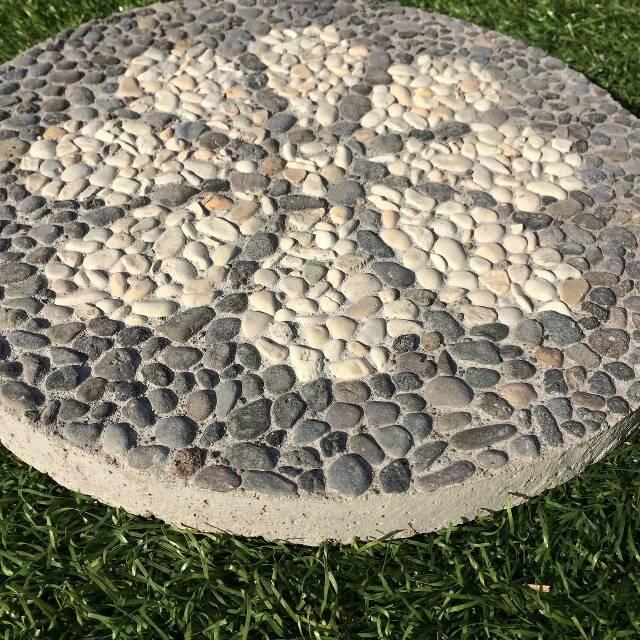 踏み石 ステップストーン 飛び石 丸型 30cm 置くだけ 敷石 バリ島石材