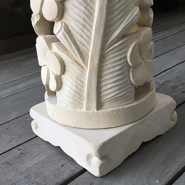 バリ島石材 ガーデンオブジェ 灯籠 バナナリーフ 花 丸 スタンド