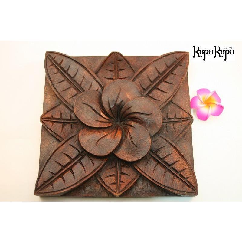 バリ島製 天然チーク材 レリーフ20cm プルメリア ブラウン 木製 彫刻