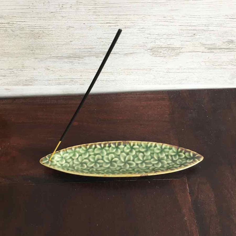 お香立て プルメリア柄 陶器 舟型 W18.5cm 緑 バリ島製 アジアン 雑貨