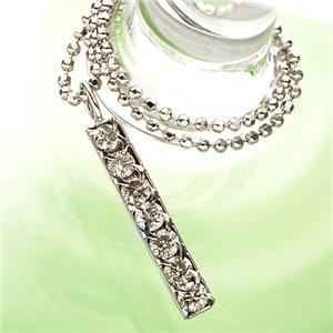 すっきり7粒ダイヤ プラチナ900トップダイヤ計0.2ctペンダント