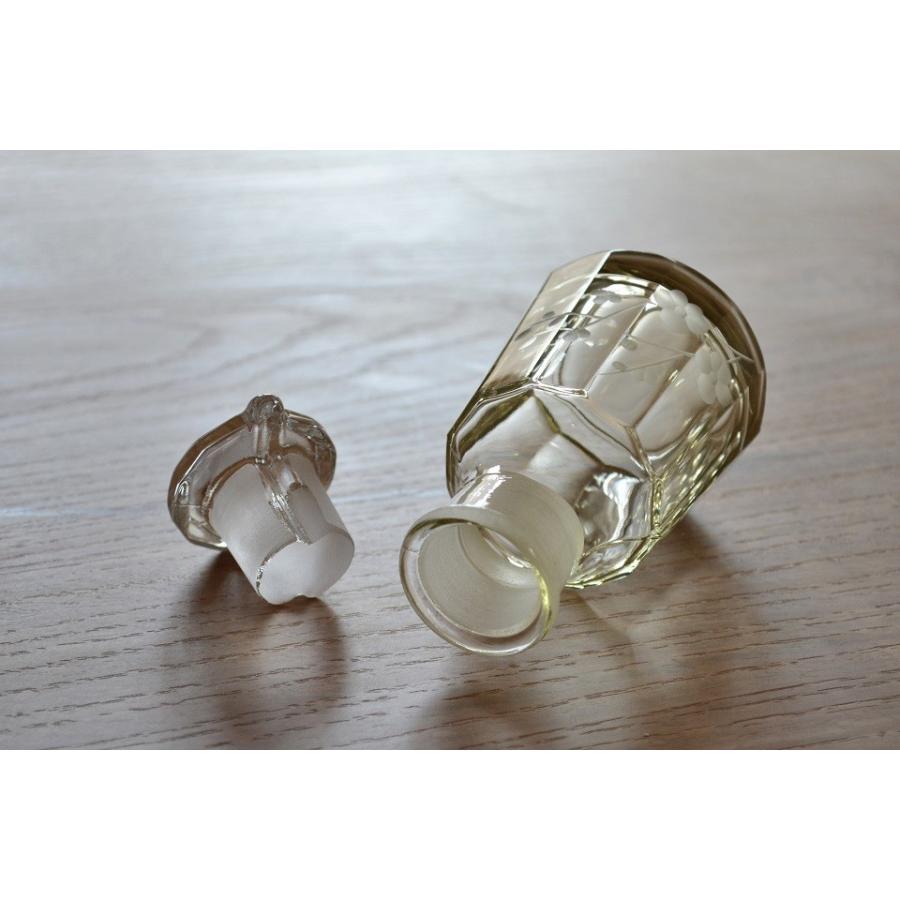 液だれしないおしゃれなガラス製醤油差し【江戸花切子 しょうゆ差し