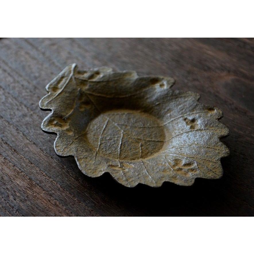 南部鉄器【茶托 (木の葉)｜鈴木盛久工房 (岩手県)】おしゃれ おすすめ