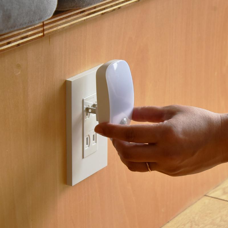 お得2個セット フットライト 超コンパクト電球色 昼光色 LED センサーライト ナイトライト 授乳 おしゃれ 自動点灯 足元灯 懐中電灯 常夜灯 補助灯|kurashikan|02