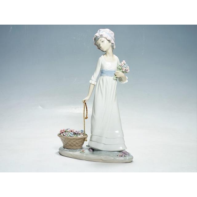 リヤドロ 人形 Lladro 少女 花 籠 ワイルドフラワーガール G くらしのくらヤフー店 通販 Yahoo ショッピング