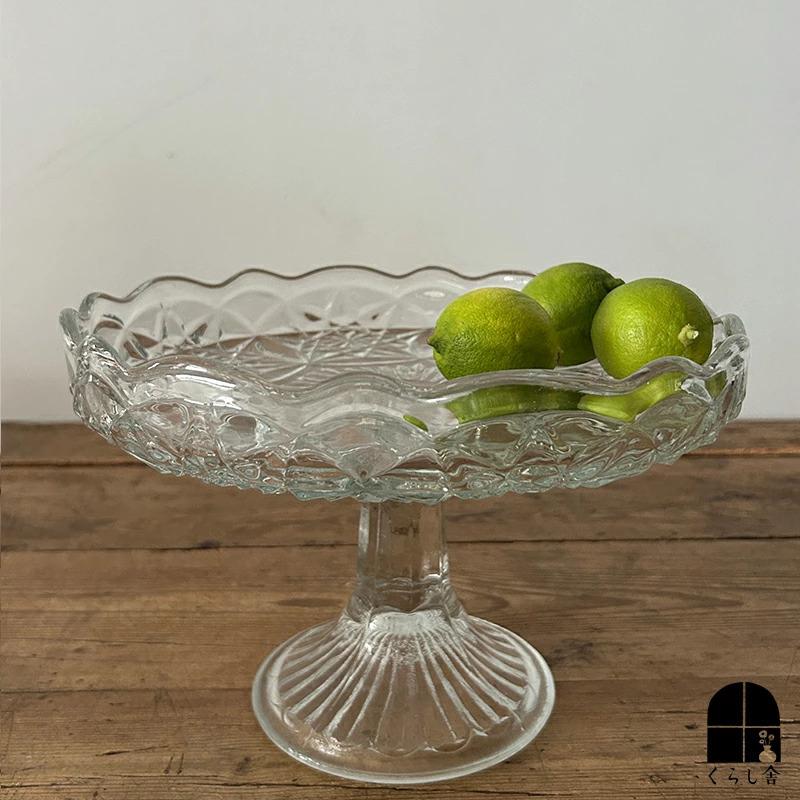 骨董　時代ガラス　霰プレス　三ツ脚付き　フリル　平鉢　菓子鉢　コンポート　ウラン 骨董 時代ガラス 霰プレス 三ツ脚付き フリル 平鉢 菓子鉢 コンポート
