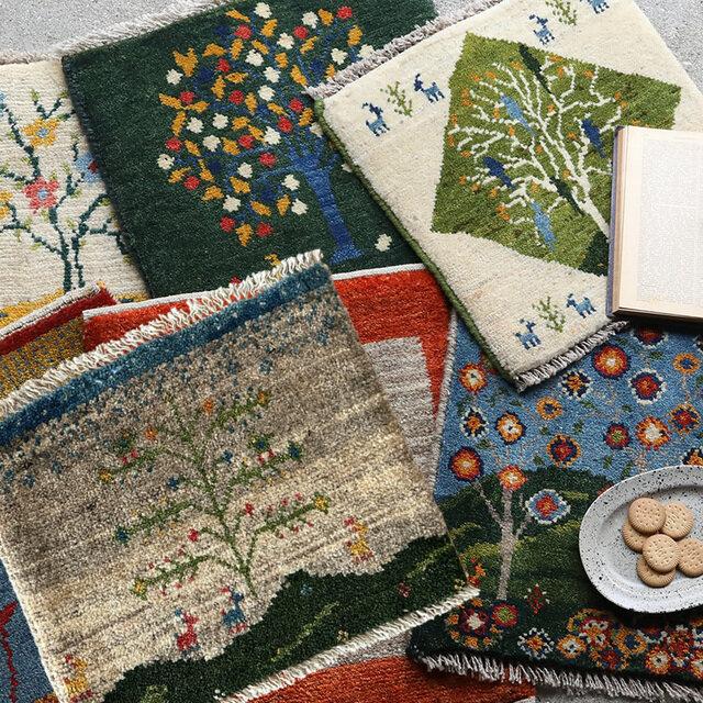 ミニギャッベ(2) チェアパッド 40×40cm イラン 直輸入 本物 極上