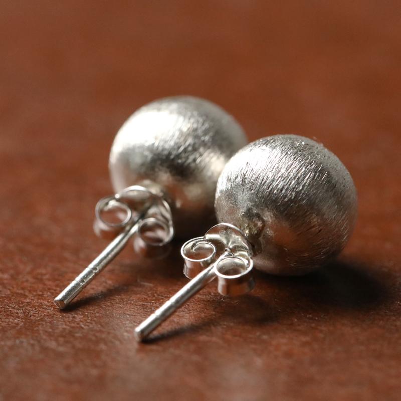 カレンシルバー 丸玉10mm スタッド ピアス 両耳用 ボール シンプル