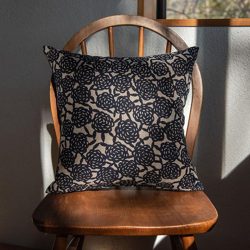 よつめ染布舎 クッションカバー 花柄 綿100% クッション カバー 座布団