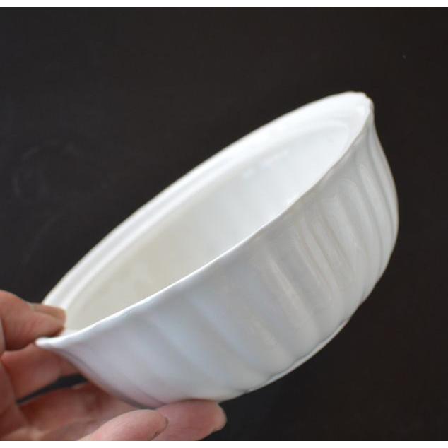 【】 コロシアム 蓋付きキャセロール 英国製 ボーンチャイナ 蓋つき容器 キャセロール ボーンチャイナ ストライプ : 暮らしの器