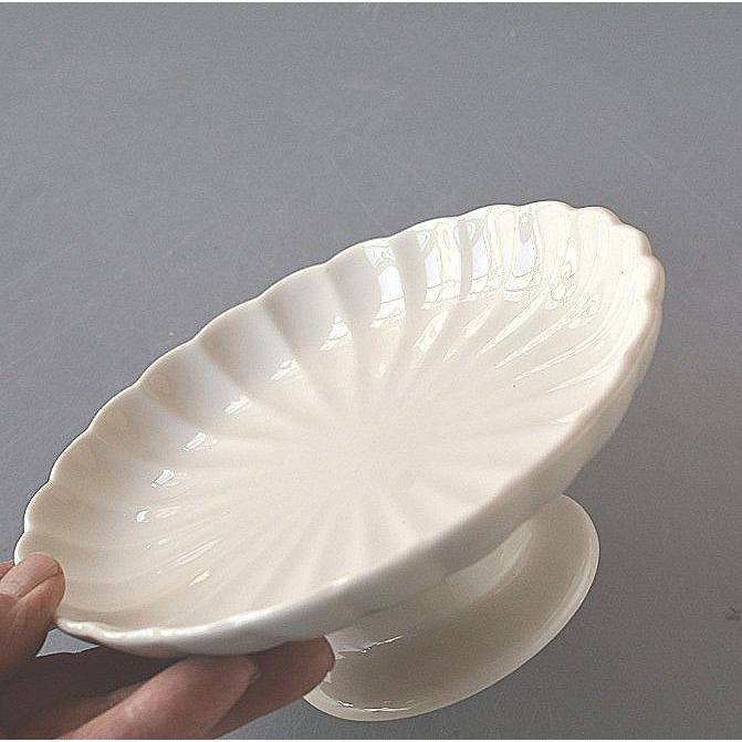 中皿 高台 菊花形 白 豪華高杯 : 暮らしの器 - 通販 - Yahoo!ショッピング