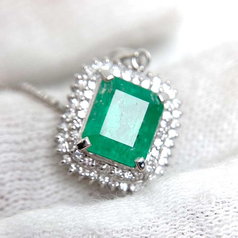 PT850大粒エメラルドダイヤモンドネックレス エメラルドダイヤモンドネックレス PT850・PT900・エメラルド1.95ct