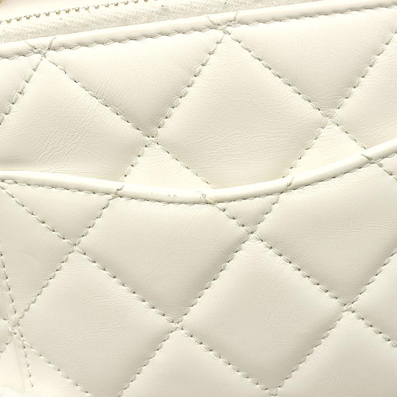 CHANEL（シャネル） マトラッセ バニティバッグ ホワイト 白 2WAY