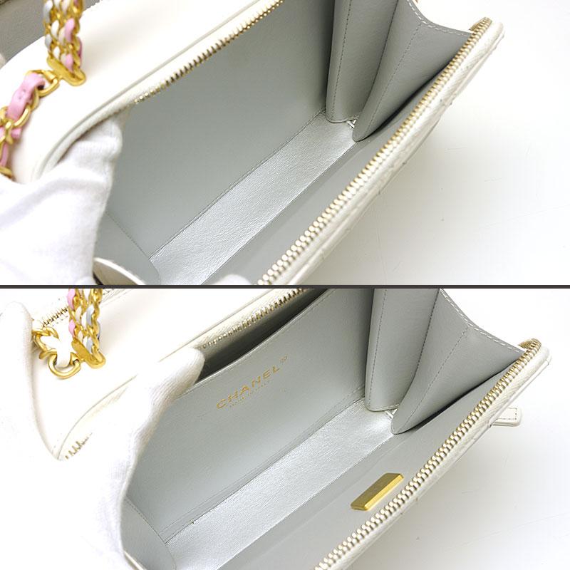 CHANEL シャネル マトラッセ バニティバッグ 2WAY チェーンショルダーバッグ 斜め掛け レザー ホワイト 白 ブラック 黒 ゴールド金具 CHANEL - シャネル チェーンショルダーバッグ バニティバッグ 斜め掛け