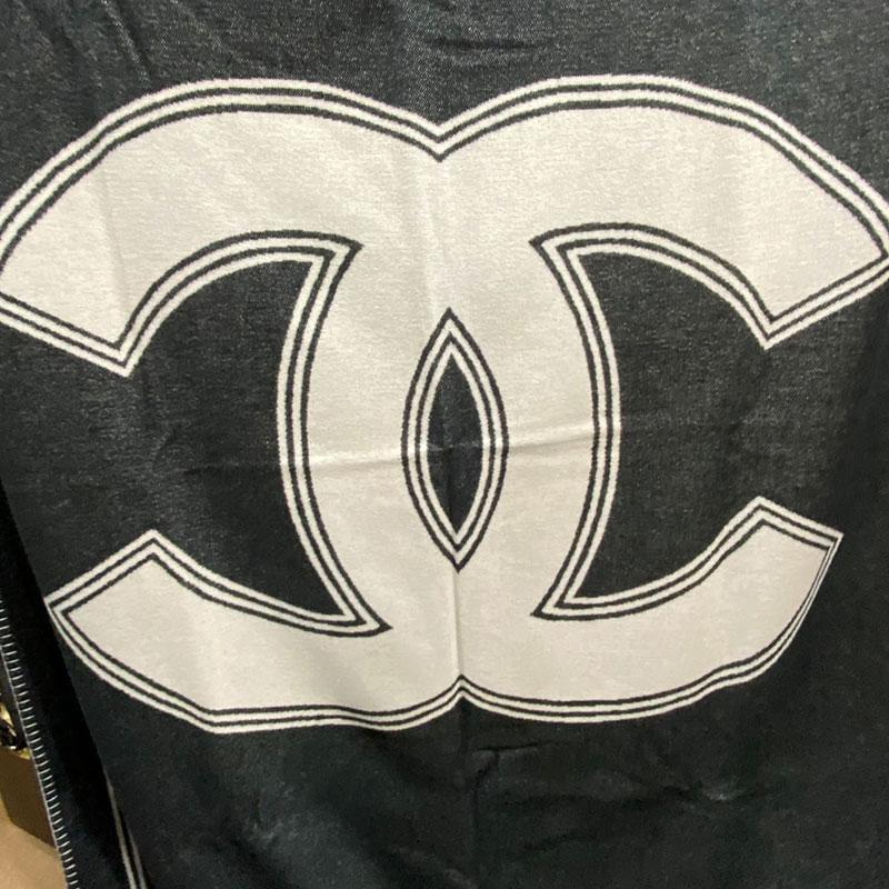 CHANEL（シャネル） ブランケット 毛布 ココマーク モノトーン ウール