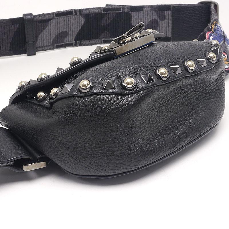 VALENTINO GARAVANI ヴァレンティノガラヴァーニ ボディバッグ