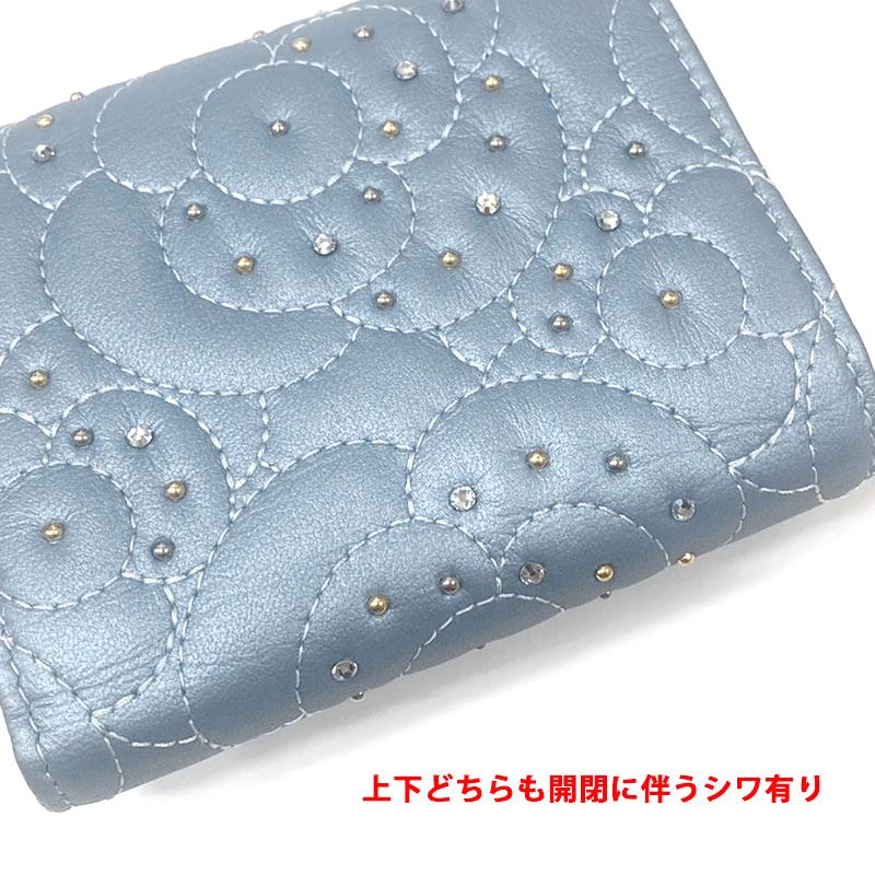 シャネル カメリア スモールフラップウォレット 3つ折り財布 A83570 CHANEL（シャネル） カメリア スモールフラップウォレット 3つ折り財布