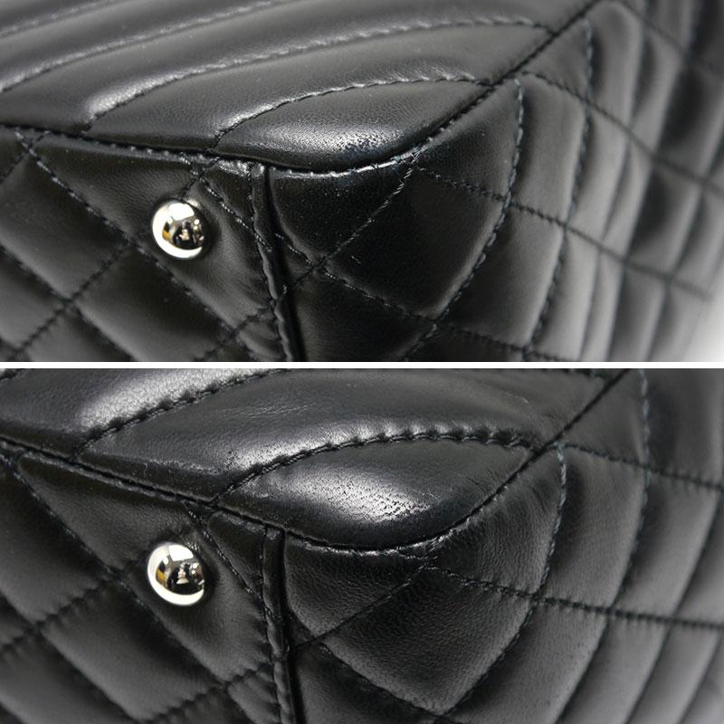 CHANEL（シャネル） CHANEL Vステッチ チェーントート シルバー金具