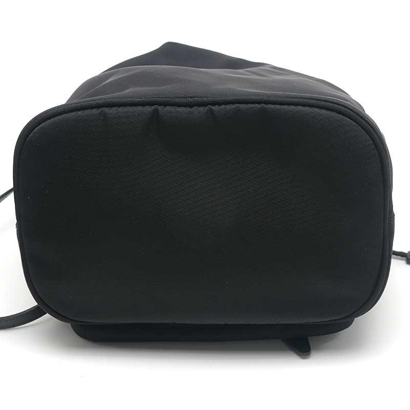 極美品△PRADA プラダ 1BH038 デュエット トライアングルロゴ Re-Nylon バケットバッグ 巾着 ショルダーバッグ ブラック ゴールド金具 保存袋付き レディース 定価275,000円 PRADA（プラダ） 新品 デュエット Re-Nylon ショルダーバッグ