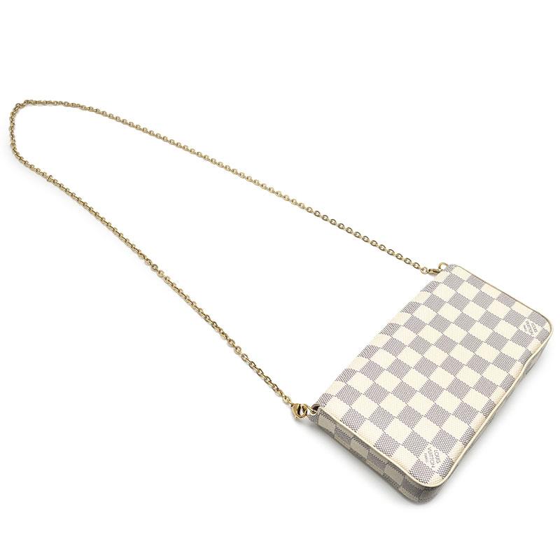 LOUIS VUITTON（ルイ・ヴィトン） Louis Vuitton LV ポシェット