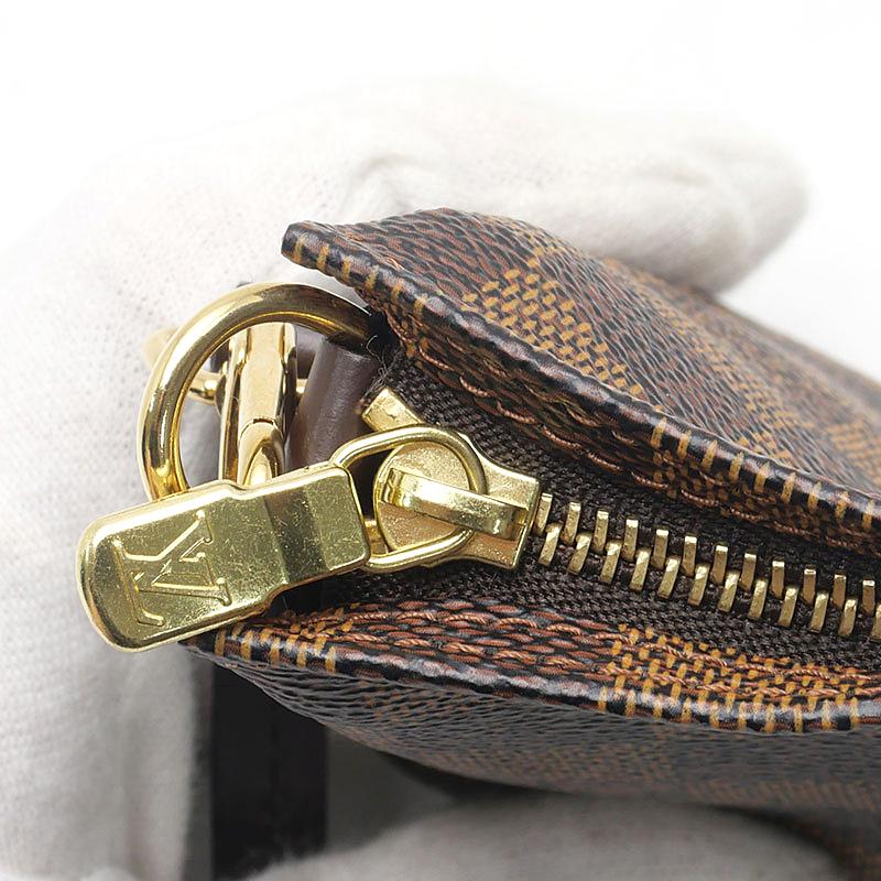 LOUIS VUITTON（ルイ・ヴィトン） Louis Vuitton LV ナヴォナ 