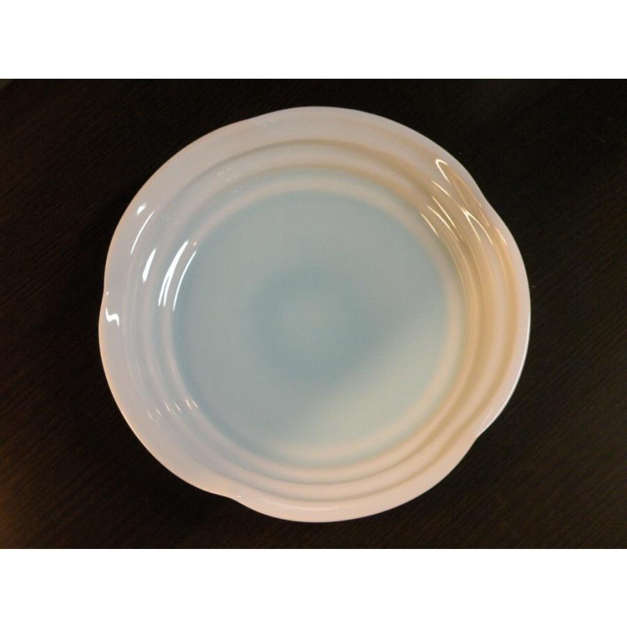 砥部焼　淡青白磁　皿　（大）　輪花　食器皿　陶彩窯　焼き物　陶器 | 