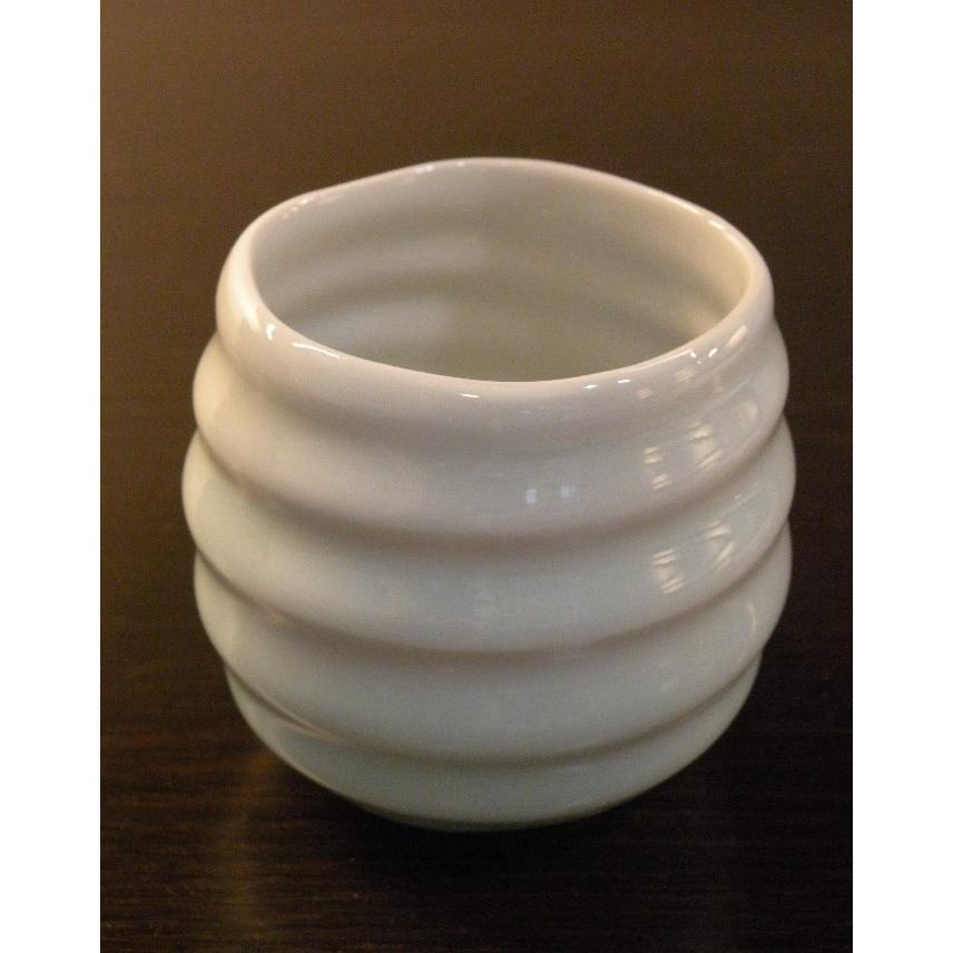 砥部焼　淡青白磁　渦巻き湯呑　短　陶彩窯　焼き物　陶器 | 
