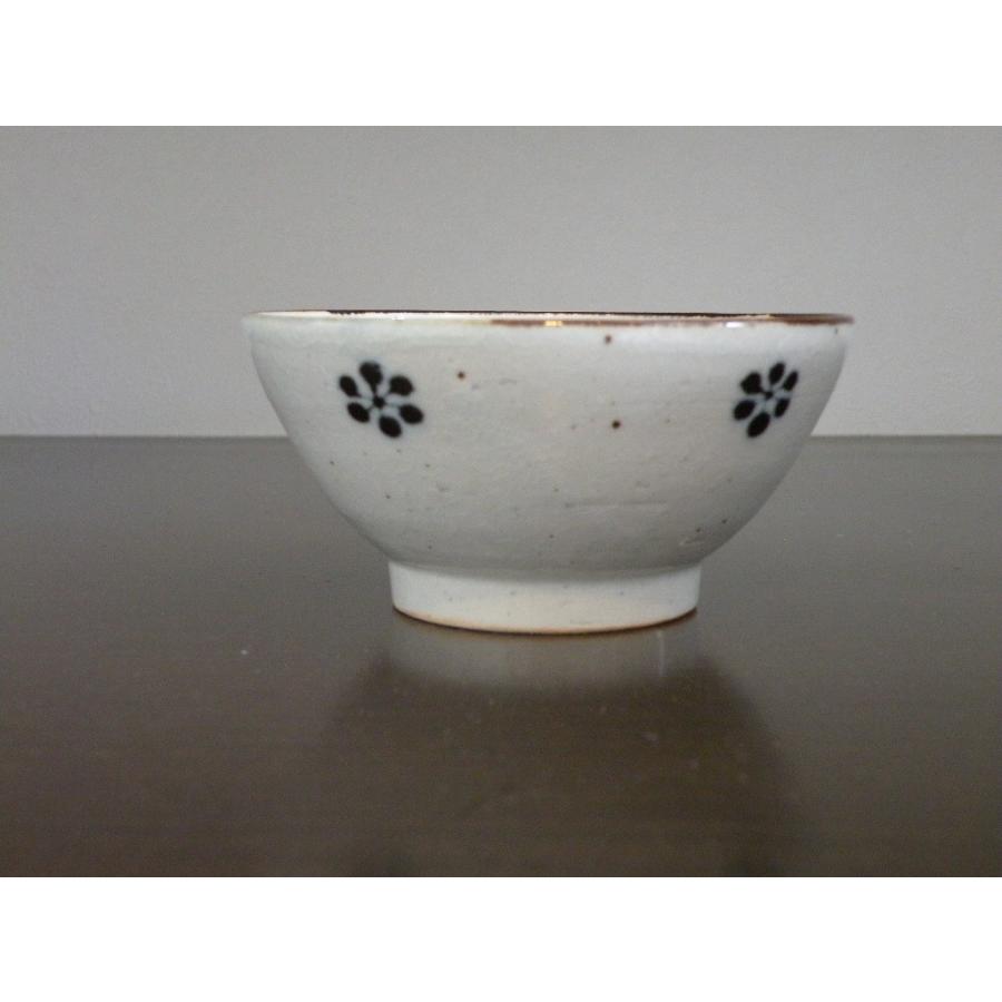 砥部焼　　茶碗　小　小梅文　なずな文　蝶文　菊文　菱文　古砥部　陶彩窯　焼き物　陶器 |  | 07